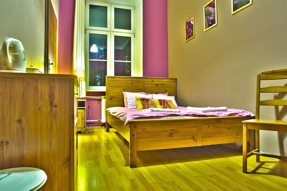 Nathan'S Villa Hostel Varşovia Exterior foto