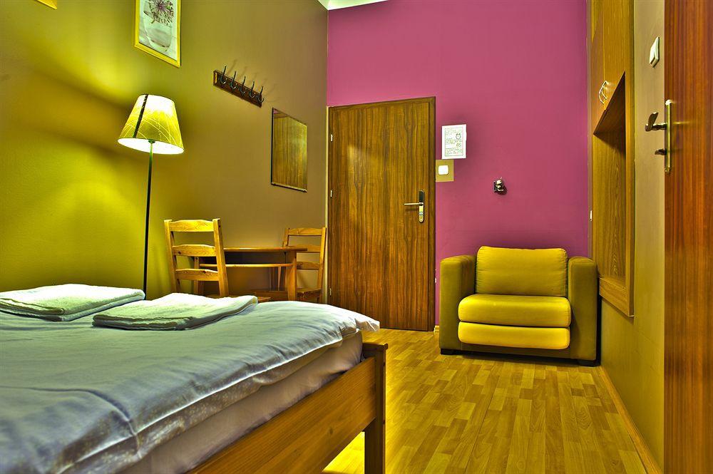 Nathan'S Villa Hostel Varşovia Exterior foto