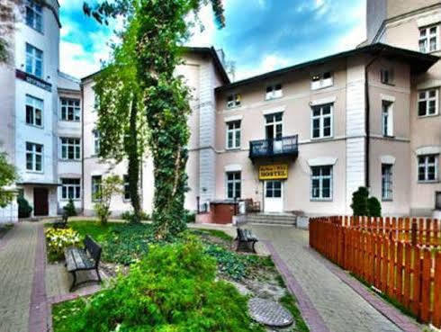 Nathan'S Villa Hostel Varşovia Exterior foto